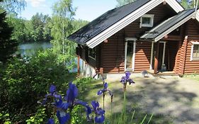 Vuorenhelmi